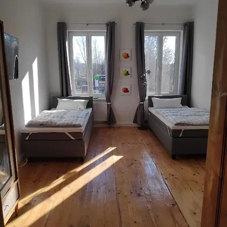 Lea 3 Raum Ost דירה *